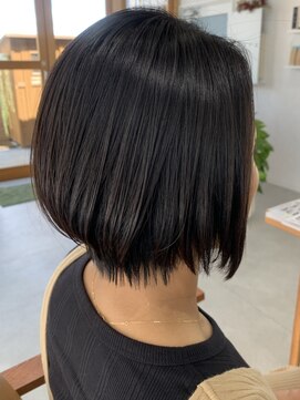 ソアラ(soara) 大人カッコいい☆前下がりボブ