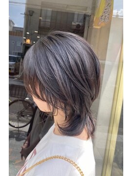 アヴァンセ(AVANCER) 大人ナチュラルウルフレイヤーショート