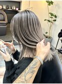 ハイライトカラーマチルダボブインナーグレージュ前髪