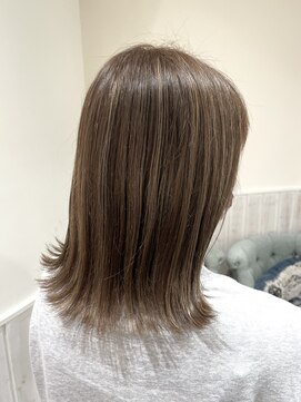 ネオリーブソラ 相模大野店(Neolive sola) 白髪ぼかし/ハイライト