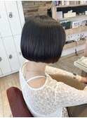 ぱつっとボブ
