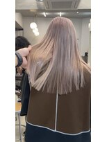 ヴァーディ オモテサンドウ(Vardy omotesando)&nbsp;ピンクベージュ・表参道ケアブリーチ・ハイトーンロング・吉永