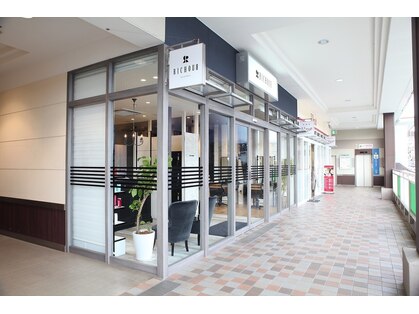 リシュール イオンタウン豊中緑丘店(RICHOUR hair produce)の写真