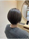ショートボブ×グレージュハイライト【佐藤和弥】