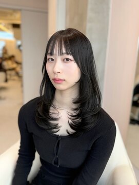 アナ ラーナ(Anna Lanna) 顔まわりレイヤーとコリアンブラック【奥村北斗】