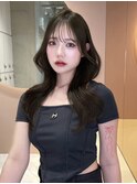 韓国ヘア レイヤーカット 顔周り 透明感カラー