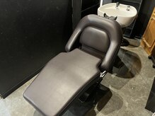 フルフラットシャンプー台で日頃の疲れをいやしに来てください。