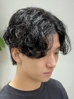 フィフス 天神大名(fifth) 天神大名波巻きスパイラルパーマメンズカットセンターパート30代