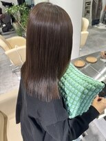 レヴリー(reverie)&nbsp;韓国レイヤーカット髪質改善ストレート艶髪ヘッドスパ30代40代