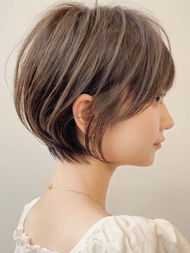 ヨリ ルトロワ 札幌大通(yori Le_trois) 似合わせカット30代40代50代ショートボブくびれレイヤーカット