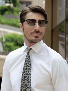 ザマンニューヨーク 代官山店(THE MAN NewYork) 大人外国人風メンズイケオジビジネスマンサイドパート