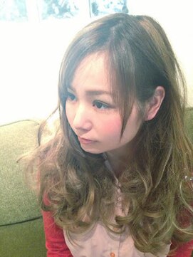 スティルヘア(still hair) オリーブアッシュ系ハイトーン外国人風透明感大人可愛いブリーチ