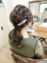 ロカット サロン(Roquat Salon) ロングローポニーアレンジ【ヘアアレンジ 立川南/八王子/立川】