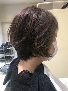 アレクサンドルオブカラーズカナザワ(ALEXANDRE OF COLORS KANAZAWA) ショートボブ