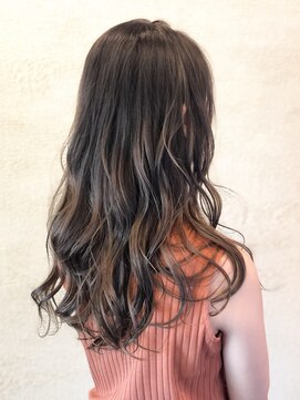 グランデュール 焼津店(GRANDEUR) 【ブリーチ髪を活かした愛されカラー♪】ミルキーグレージュ