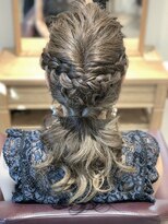 アフィナー(Afinar)&nbsp;【横浜/Afinar】ゆる編みくるりぱラフアレンジ