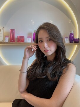 フニフニ(fni.fni) カット＋うる艶カラー＋クイックTR＋marbb