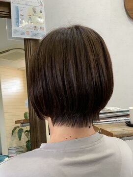 湊(minato) ショートボブ