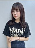くびれミディアムレイヤーロング暗髪ピンクベージュ