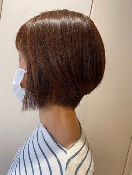 ヘアーブティッククィーン(QUEEN) カラー、カット