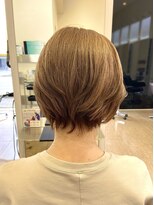 レッド(ReD) 白髪ぼかし ショートボブ 大人ショート