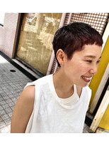 トープ(TOPU)&nbsp;バズカット/ベリーショート/ショートヘア/レッドブラウン/藤森