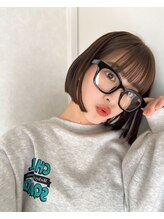ソウバイジョージ(Sow by George) 切りっぱなしボブと赤み消しサンドベージュ