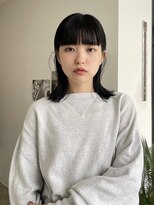 エイチ(811)&nbsp;ショートバレイヤージュマッシュウルフタッセルボブパーマ60代