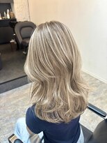 ブレンド 渋谷(BLend)&nbsp;ハイライトカラーくびれヘアアプリコットオレンジ