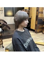 ヘアーデザイン ジュモク(Hair Design Jumoku)&nbsp;ホワイトグレー