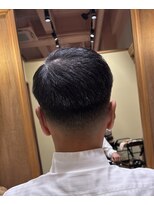 フォーコーナーズ(Four Corners)&nbsp;スキンフェードツーブロック刈り上げジェットモヒカンマンバン