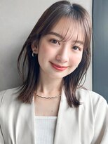 リヤン 表参道(lyann)&nbsp;美髪愛され小顔カットセミディサイドバングピンクベージュ