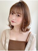 ミディアムレイヤー、外ハネボブ、グレージュ、脱白髪染め☆