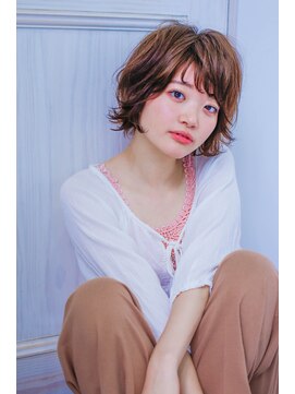 クラン(clan) 外ハネイノセントマニッシュショート×アッシュブラウン