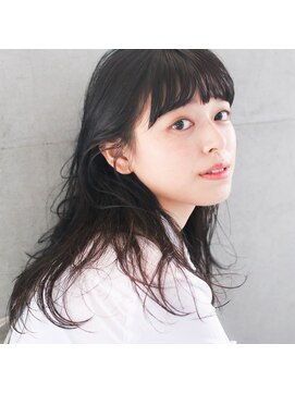 シロ(ciLo) 揺れる毛先×long
