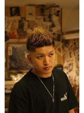 ルーミス バズヘアー(Loomis Buzzhair) 2ブロxスキンフェードカット ソフモヒセットver
