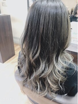 ヘアーデザイン サンニイイチヨン(HAIR DESIGN 3214) グラデーションアッシュカラー