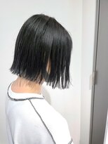 ゴーズゴードットビー 吉祥寺(go s go .b)&nbsp;ブルーブラック髪質改善ストレート外ハネボブ