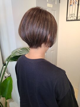 ヘア ケア ディエイチケー(HAIR CARE DHK) お洒落大人ショート