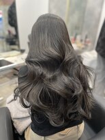 クム(kumu)&nbsp;【kumu】 顔周りカット/艶カラー/栄/名古屋