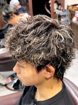 アミーゴ(AMIGO) ピンパーマ×メッシュ