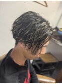 メンズカット×ハイライト×パーマで夏仕様【カミケン方木田店】