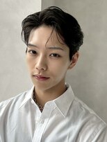 ルーシー 渋谷(LUCEY)&nbsp;センターパートニュアンスパーマフェザーパーマ波巻きパーマ