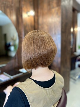 ノム(nomu) グラデーションボブ