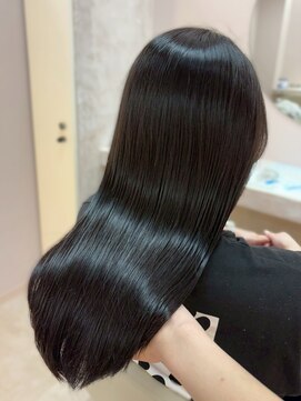 ソンノ(sonno) アッシュグレージュカラー 透明感カラー ストレート 20代 30代