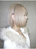 切りっぱなしボブ/ホワイトブロンド「宇都宮/ブリーチ」