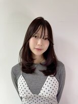 ルーイ(LOUIE) ワンカールで可愛いミディアムレイヤー