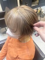 ネリ(NERi)&nbsp;自然に馴染む☆透明感白髪ぼかしハイライト