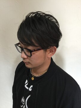 デュエルヘアー グルーミングショップ(DWELL HAIR. GROOMING SHOP) ツーブロック/ラウンドレイヤースタイル