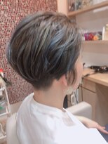 ラブリッシュ(LOVERICHE)&nbsp;3Dカラーでブルーアッシュショートスタイル　［延山瞳styling］